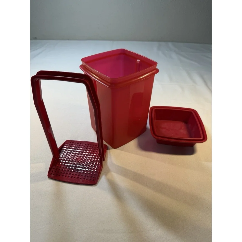 Tupperware 1330 pick